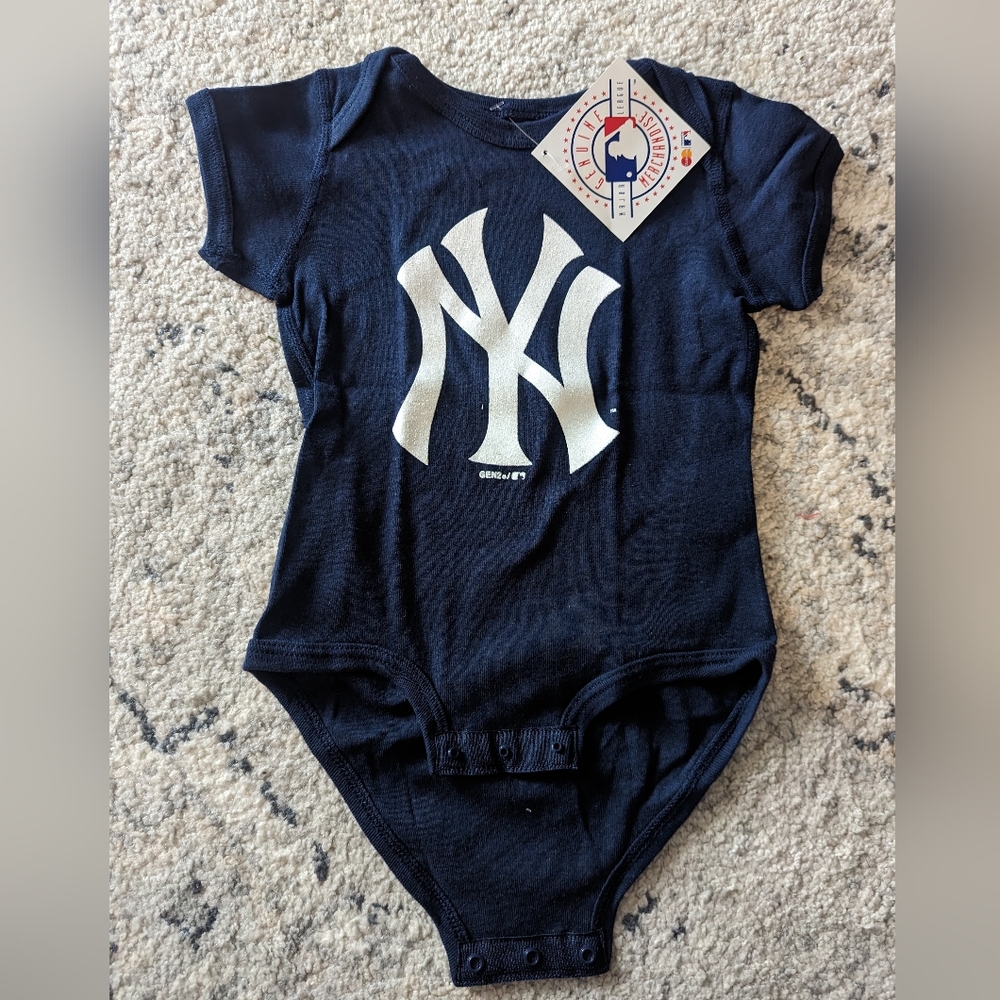 Navy blue, Yankees onesie, 6-9 months.